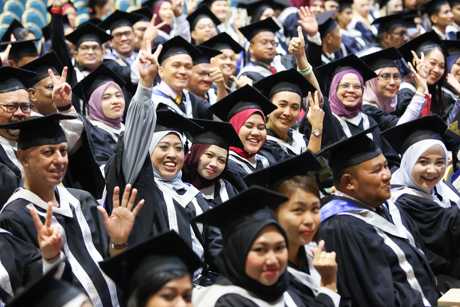 KTAC graduates inside the convocation hall